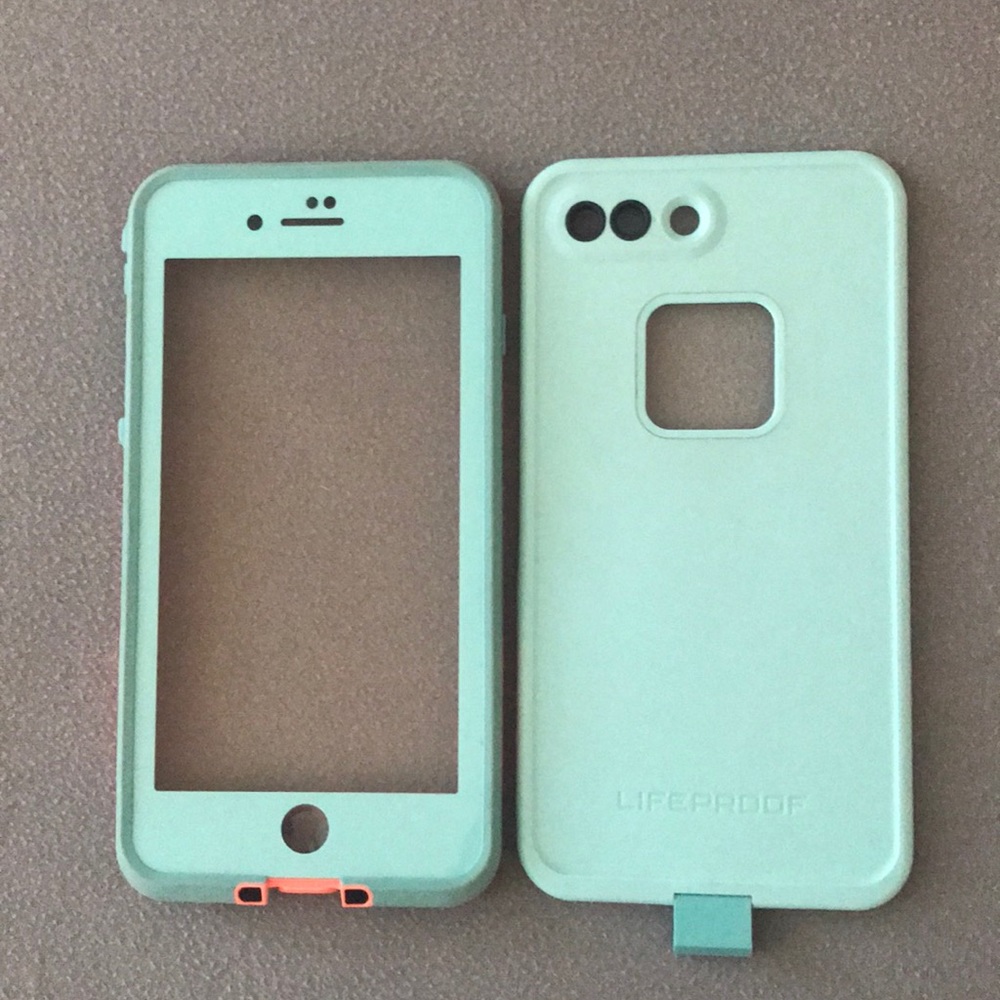 iPhone 7/8 Plus lifeproof case!